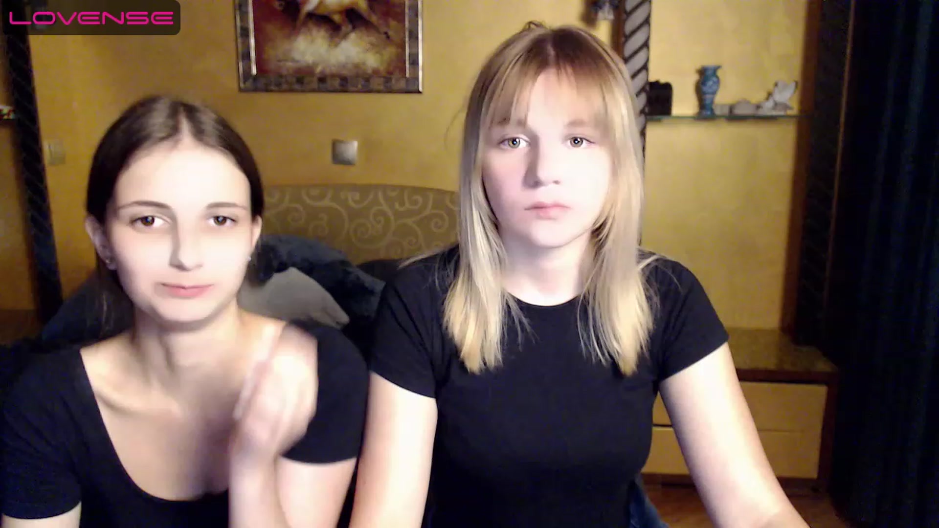 Gallery image thumbnail from AliceMoreee's myfreecams stream on, 08/10/2023, 19:52 image 12 of 20