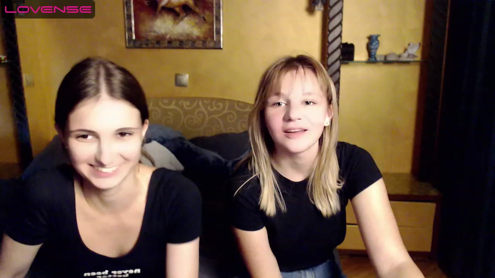 Gallery image thumbnail from AliceMoreee's myfreecams stream on, 08/10/2023, 19:52 image 2 of 20