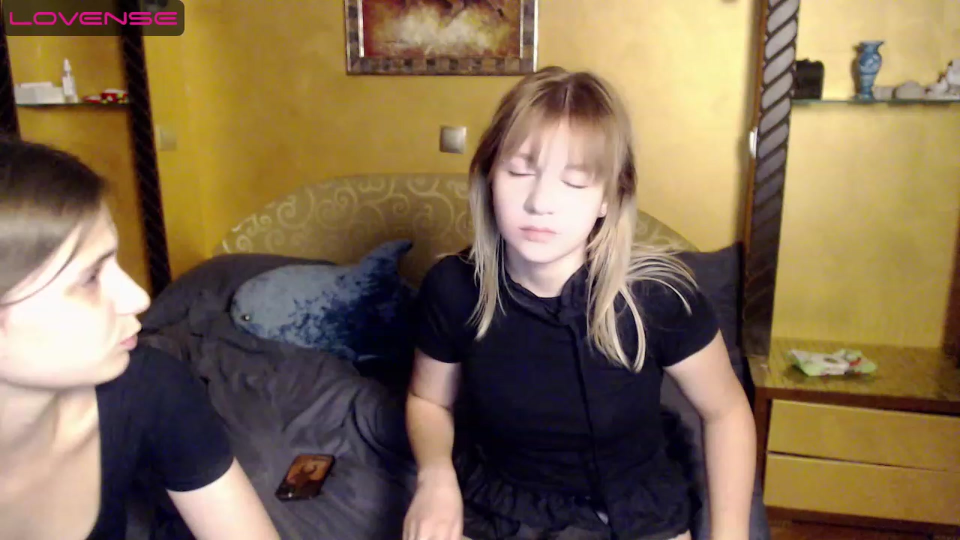 Gallery image thumbnail from AliceMoreee's myfreecams stream on, 08/10/2023, 23:38 image 15 of 20