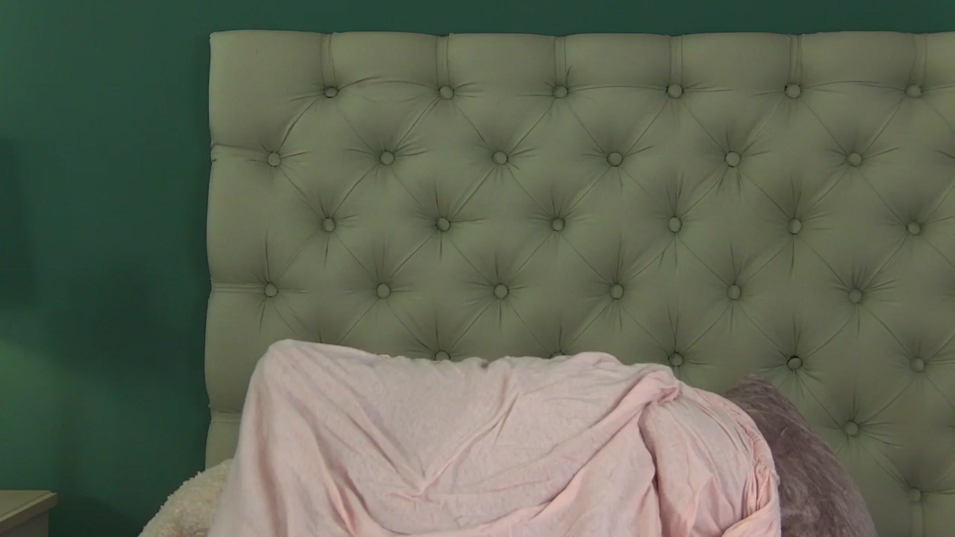 Gallery image thumbnail from AlicePirce's myfreecams stream on, 08/30/2024, 10:28 image 11 of 20