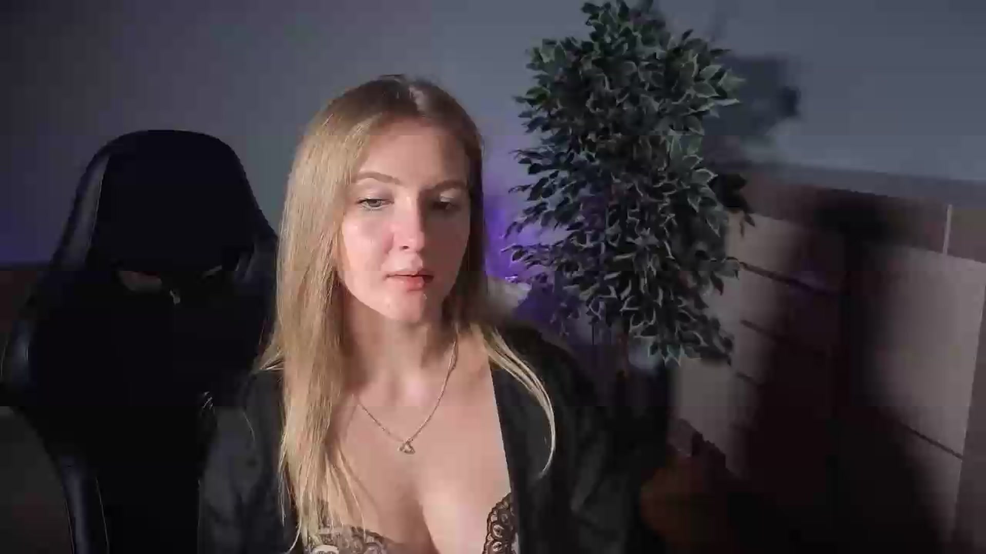 Gallery image thumbnail from AliceSi's myfreecams stream on, 07/13/2026, 15:33 image 12 of 20