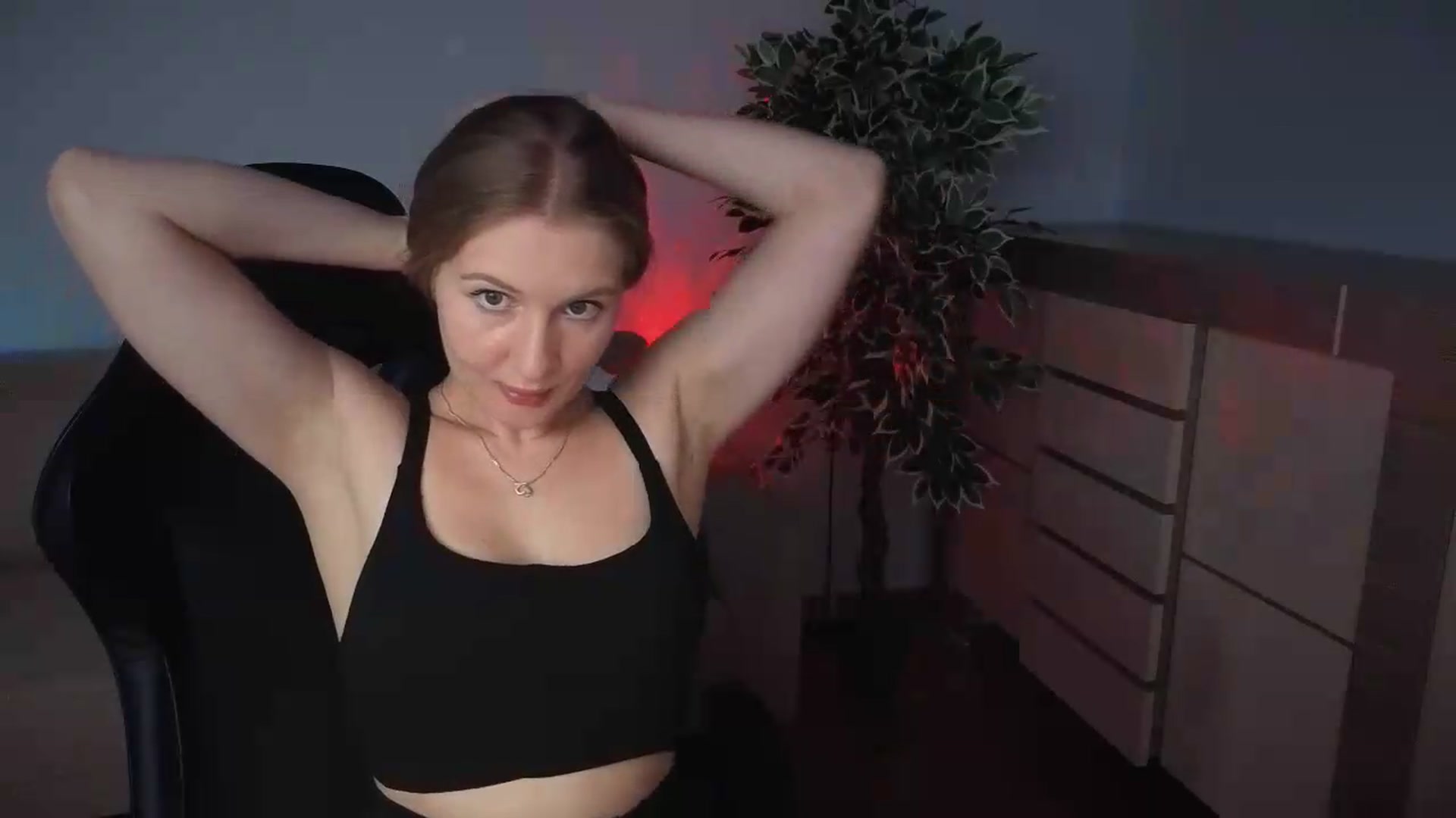 Gallery image thumbnail from AliceSi's myfreecams stream on, 07/15/2026, 14:31 image 9 of 20