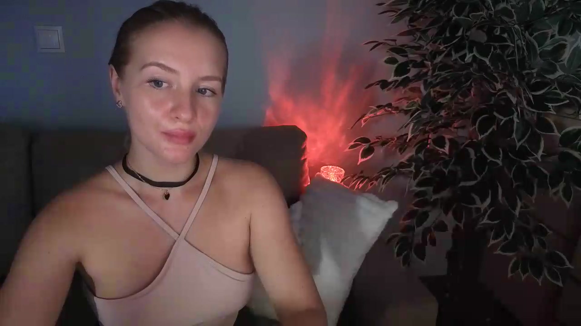 Gallery image thumbnail from AliceSi's myfreecams stream on, 07/16/2026, 17:59 image 16 of 20