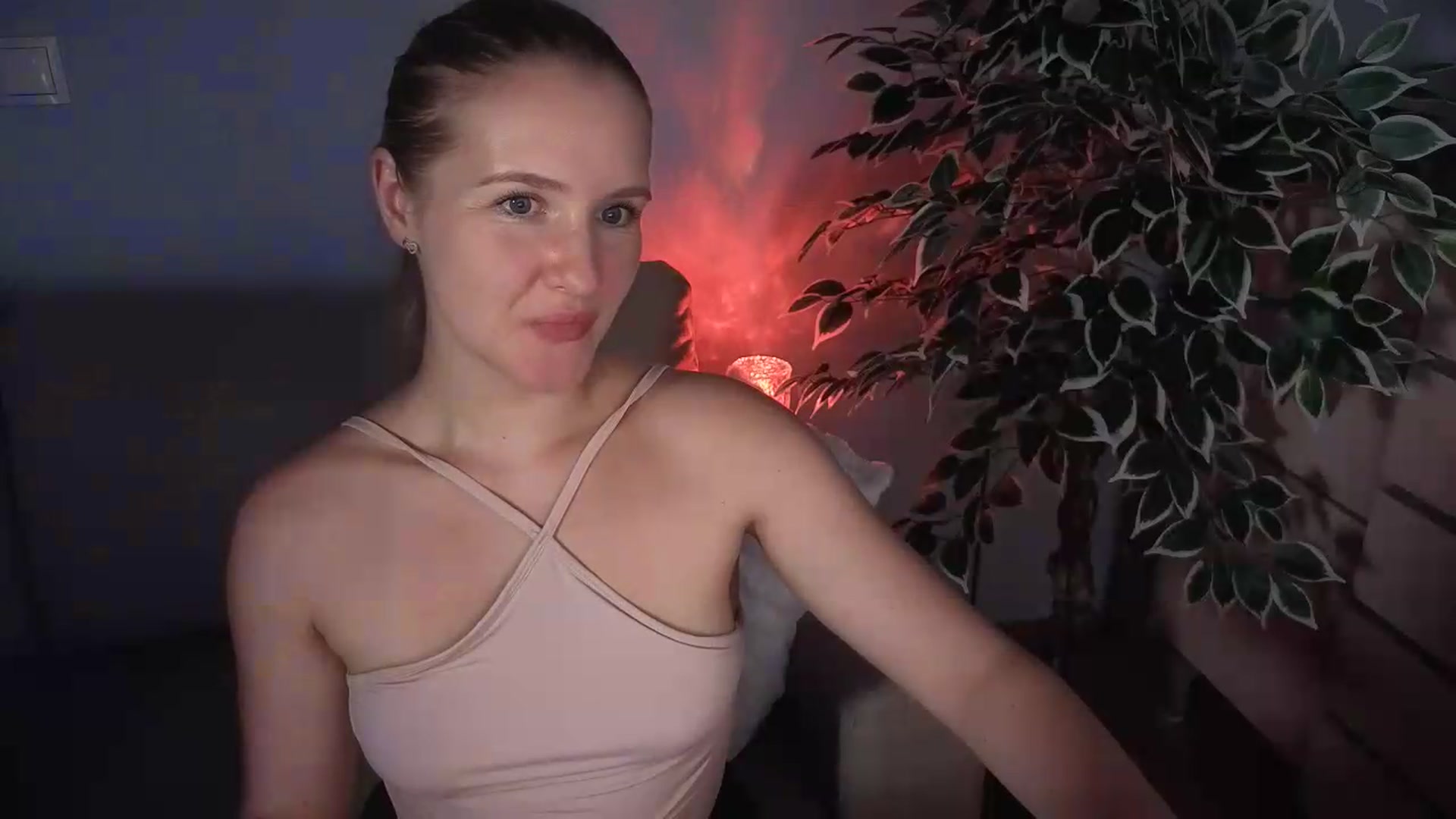 Gallery image thumbnail from AliceSi's myfreecams stream on, 07/16/2026, 19:21 image 12 of 20