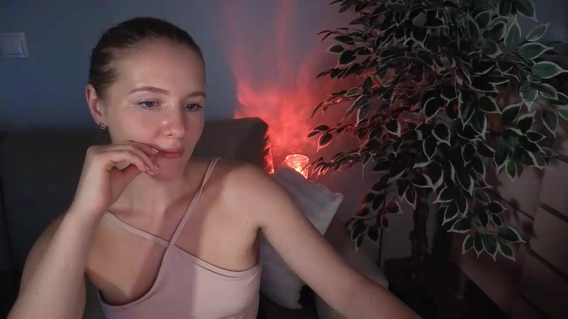 Gallery image thumbnail from AliceSi's myfreecams stream on, 07/16/2026, 20:06 image 7 of 20