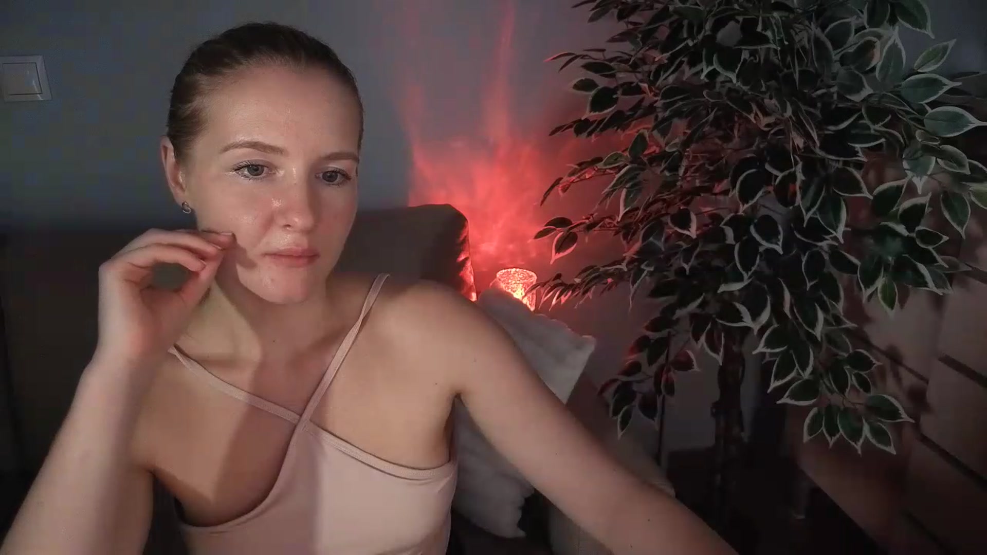 Gallery image thumbnail from AliceSi's myfreecams stream on, 07/16/2026, 20:06 image 6 of 20