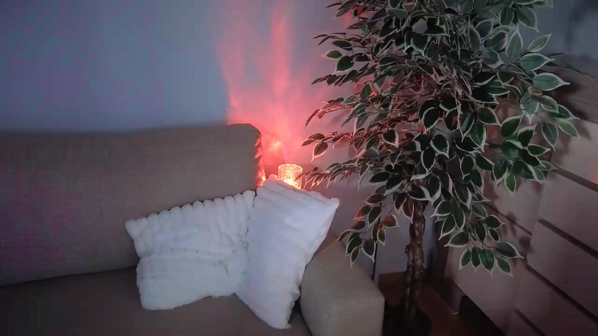 Gallery image thumbnail from AliceSi's myfreecams stream on, 07/16/2026, 20:06 image 15 of 20