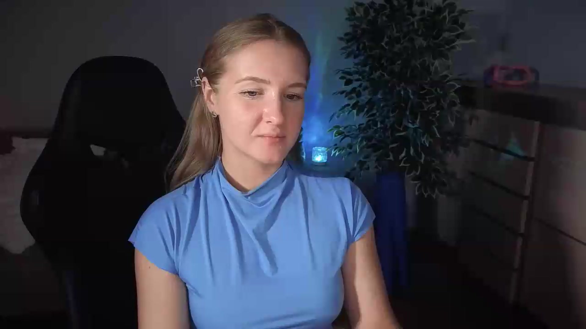 Gallery image thumbnail from AliceSi's myfreecams stream on, 07/18/2026, 18:25 image 3 of 20
