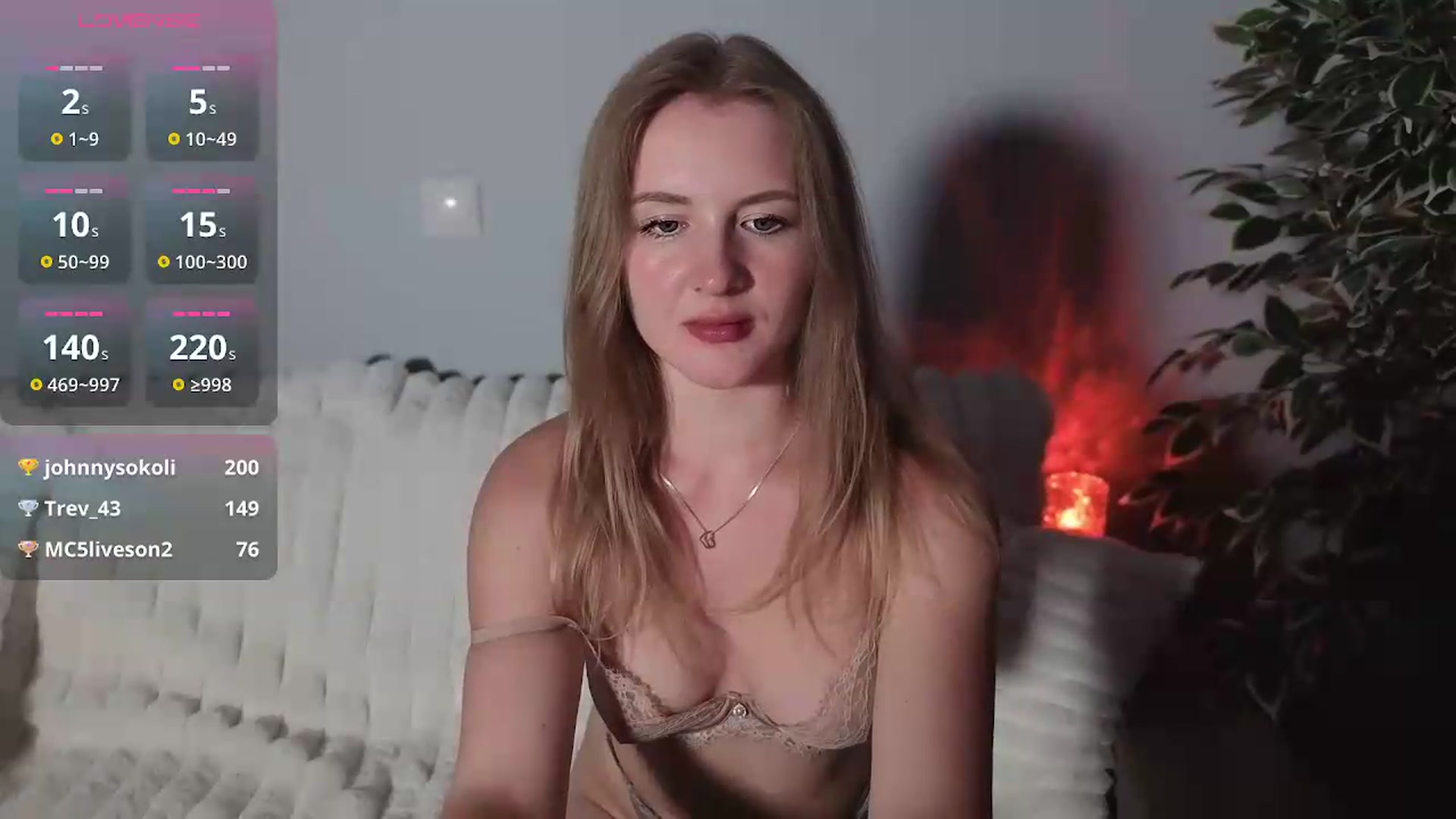 Gallery image thumbnail from AliceSi's myfreecams stream on, 08/04/2026, 15:54 image 16 of 20
