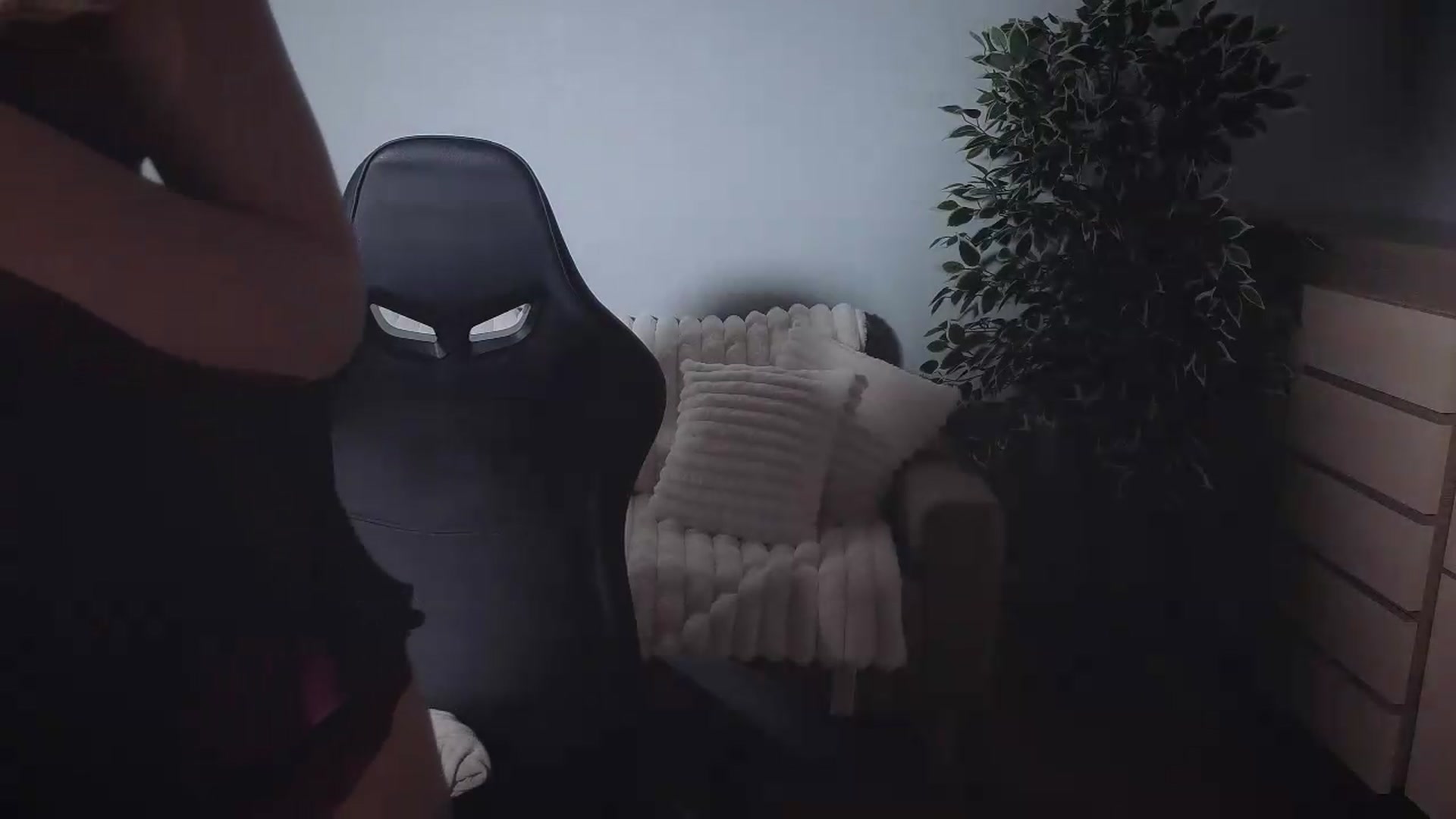 Gallery image thumbnail from AliceSi's myfreecams stream on, 08/21/2026, 08:22 image 17 of 20