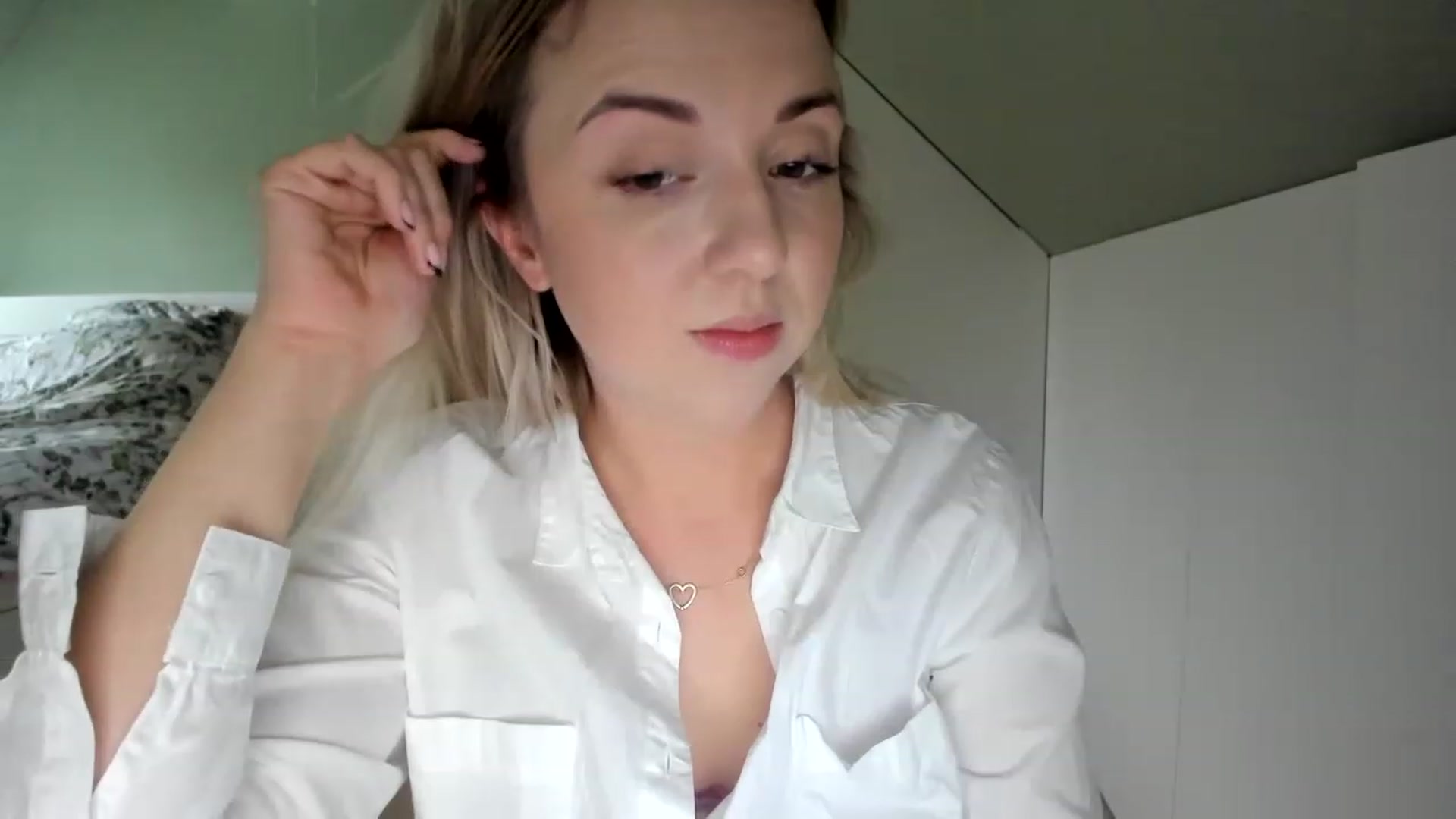 Gallery image thumbnail from AliceSmiley's myfreecams stream on, 12/02/2022, 11:46 image 9 of 20
