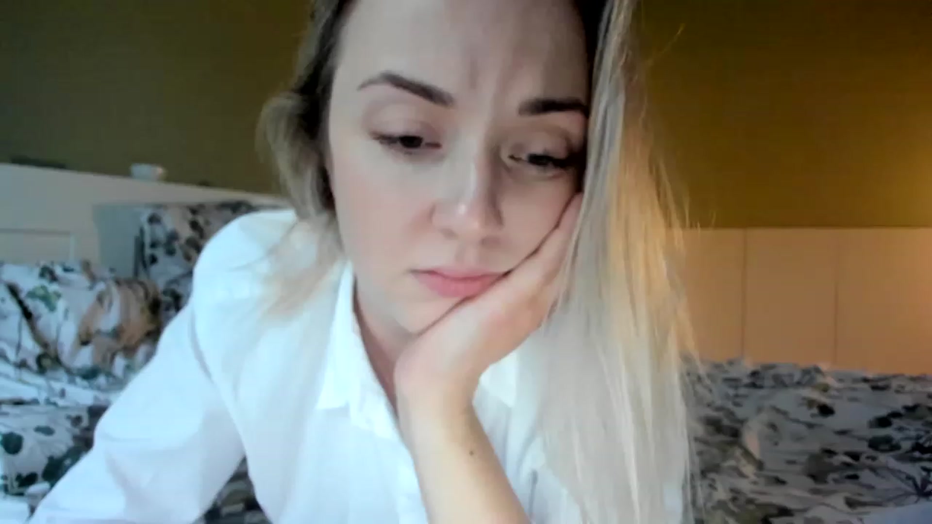 Gallery image thumbnail from AliceSmiley's myfreecams stream on, 12/02/2022, 14:37 image 10 of 20
