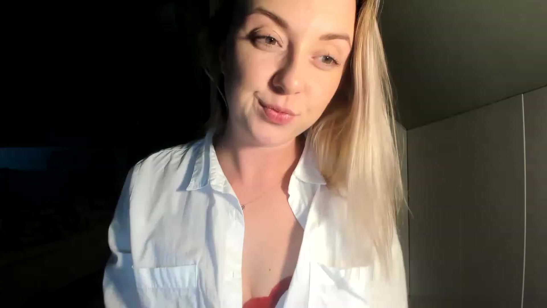 Gallery image thumbnail from AliceSmiley's myfreecams stream on, 12/02/2022, 14:37 image 19 of 20