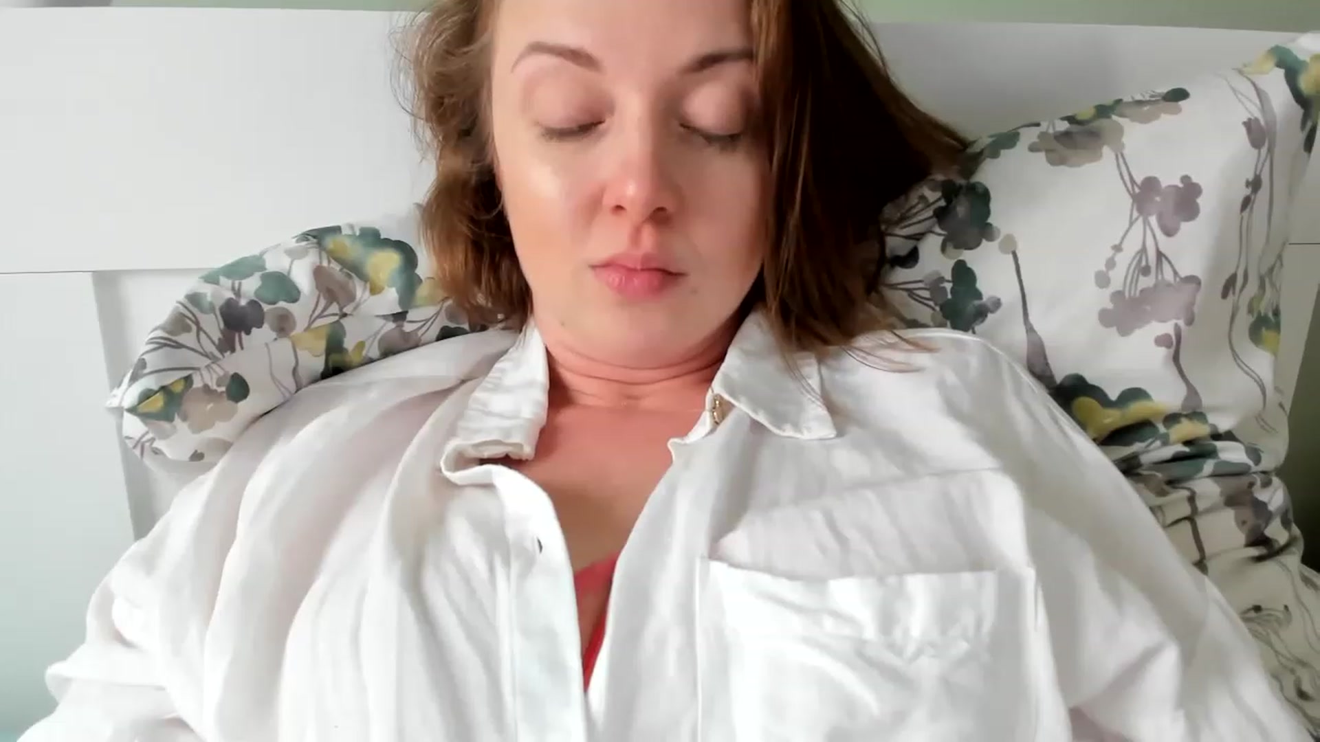 Gallery image thumbnail from AliceSmiley's myfreecams stream on, 06/16/2023, 11:44 image 13 of 20