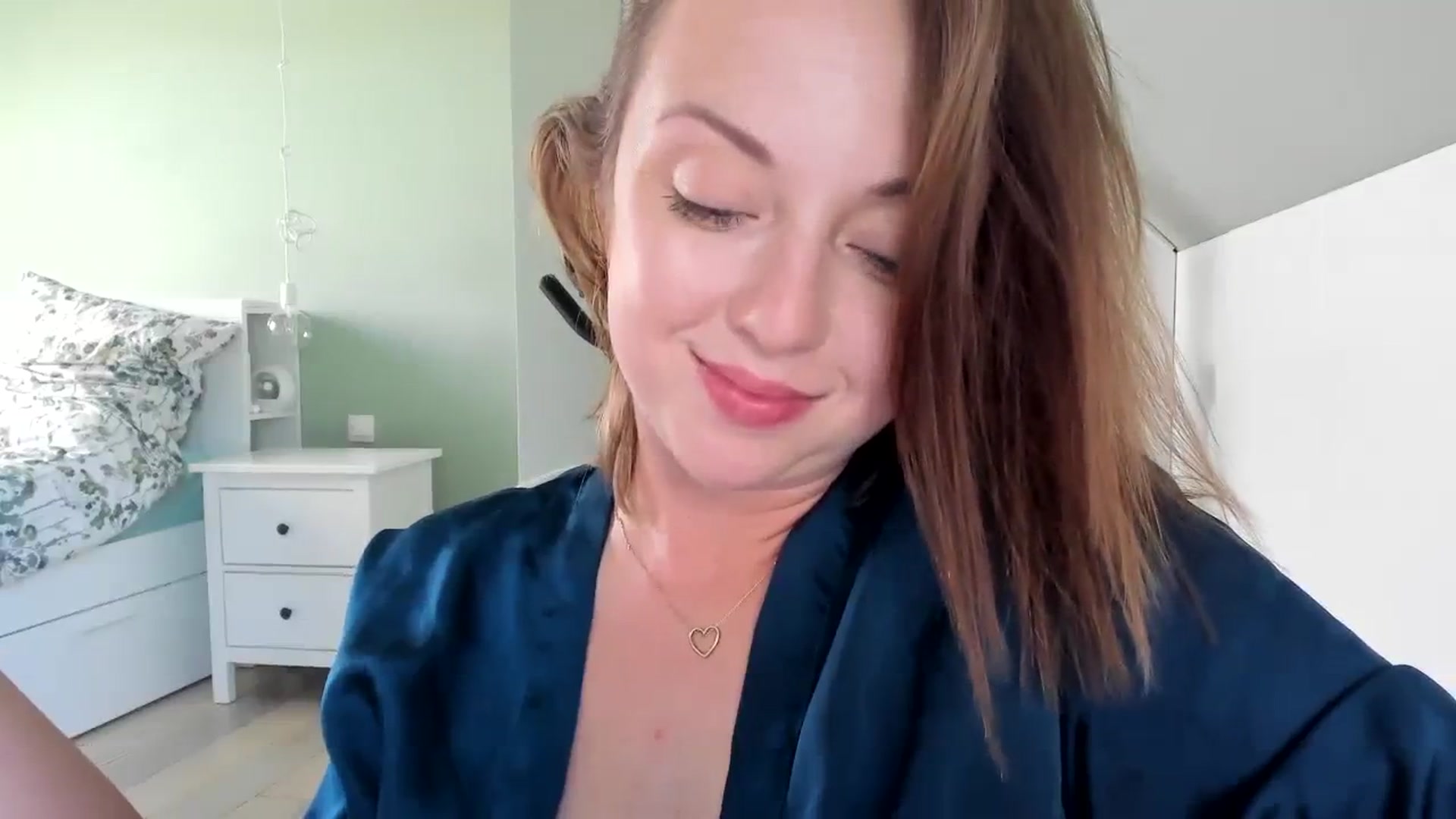 Gallery image thumbnail from AliceSmiley's myfreecams stream on, 09/29/2023, 10:22 image 13 of 20