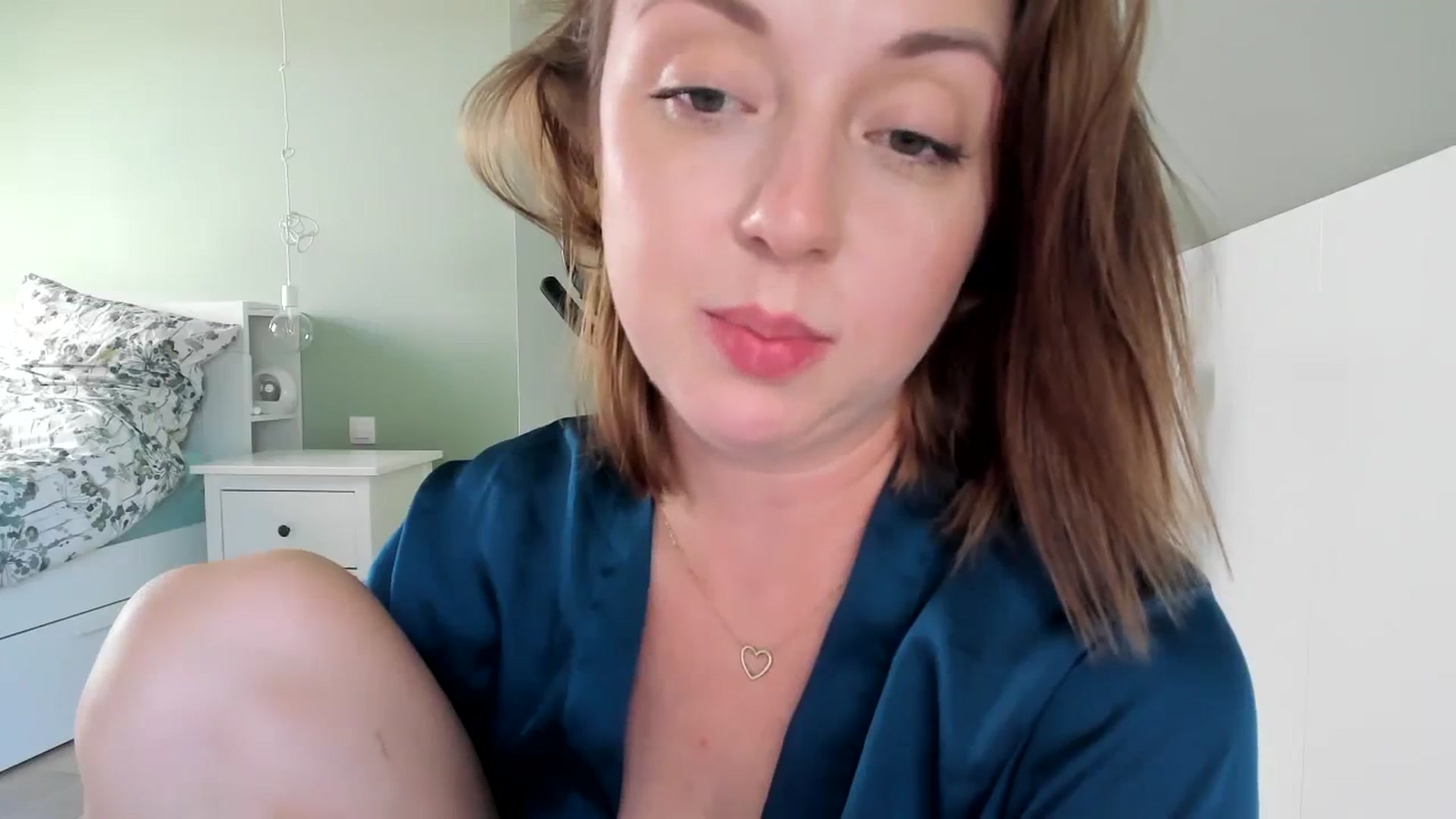 Gallery image thumbnail from AliceSmiley's myfreecams stream on, 09/29/2023, 10:22 image 19 of 20