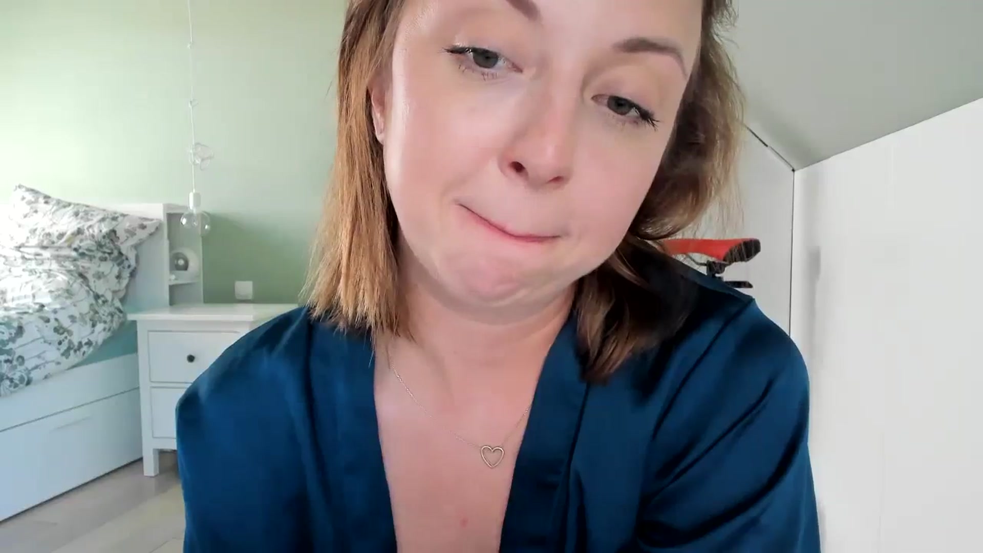 Gallery image thumbnail from AliceSmiley's myfreecams stream on, 09/29/2023, 10:22 image 16 of 20