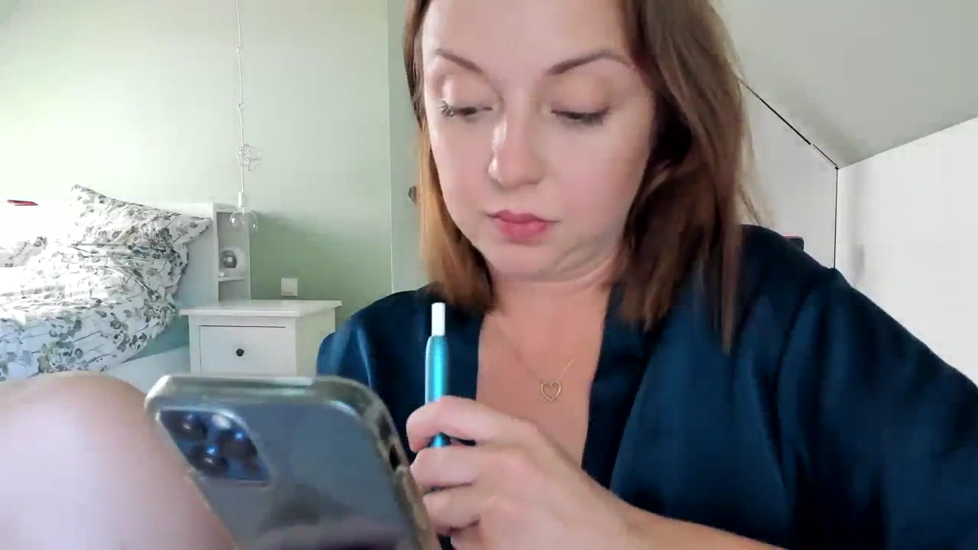 Gallery image thumbnail from AliceSmiley's myfreecams stream on, 09/29/2023, 10:22 image 9 of 20