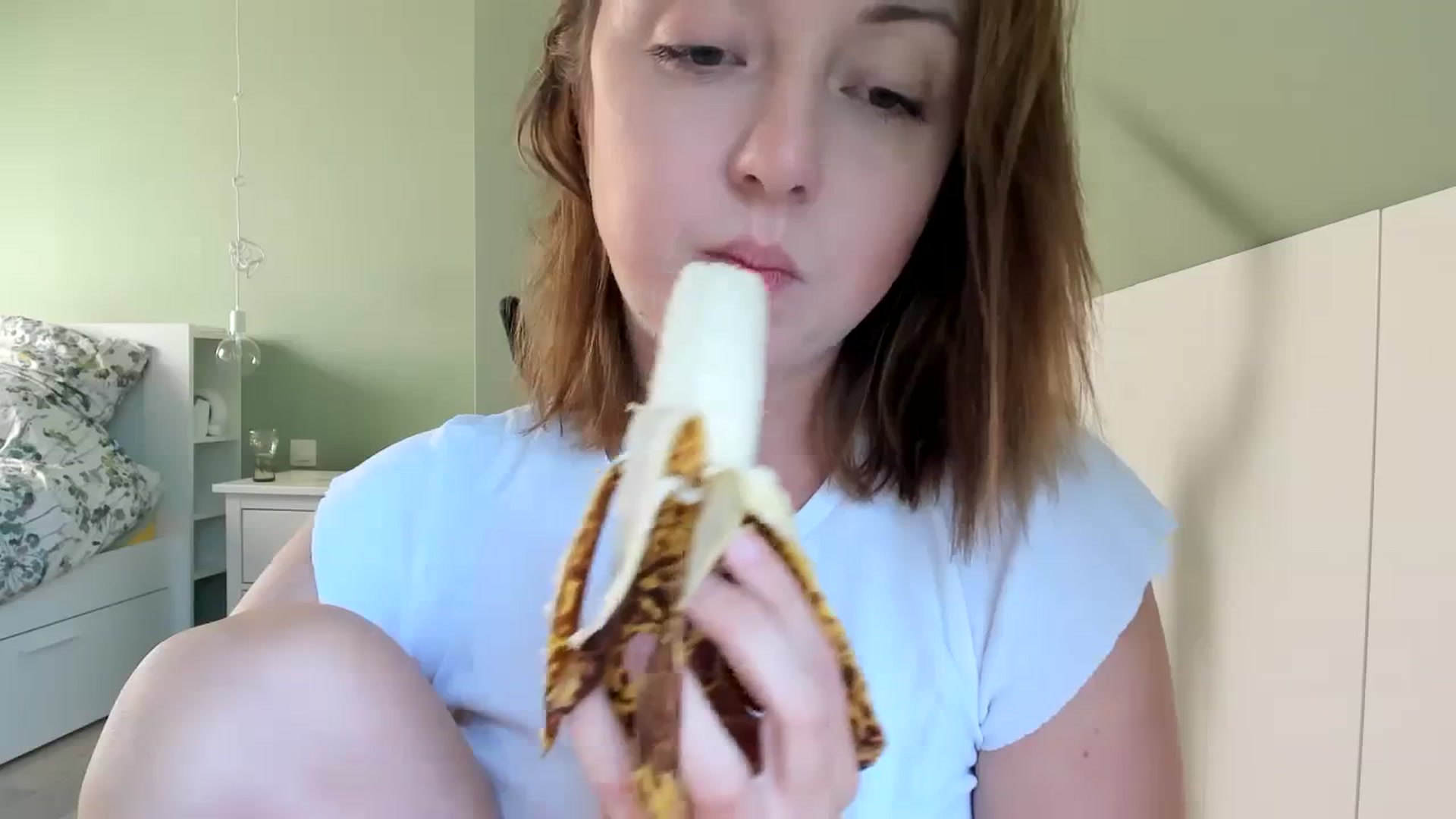 Gallery image thumbnail from AliceSmiley's myfreecams stream on, 10/06/2023, 09:17 image 18 of 20