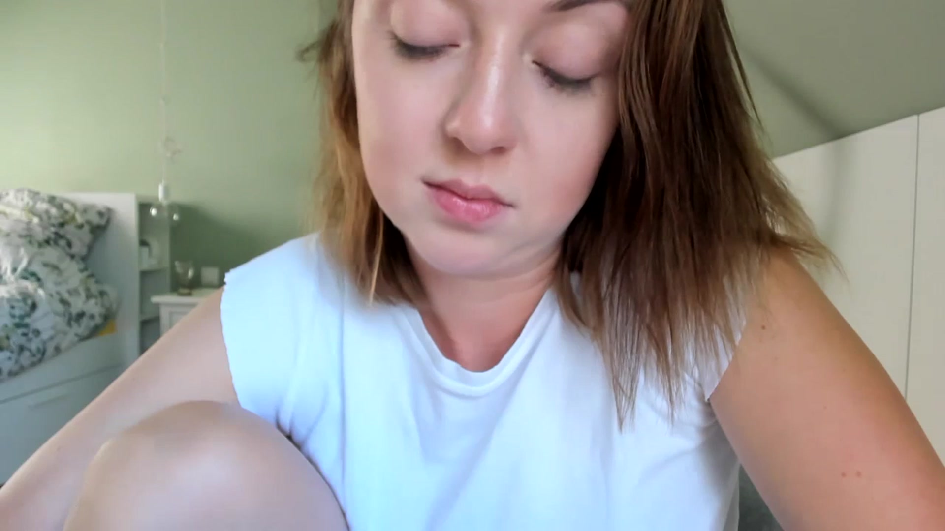 Gallery image thumbnail from AliceSmiley's myfreecams stream on, 10/06/2023, 11:30 image 2 of 20