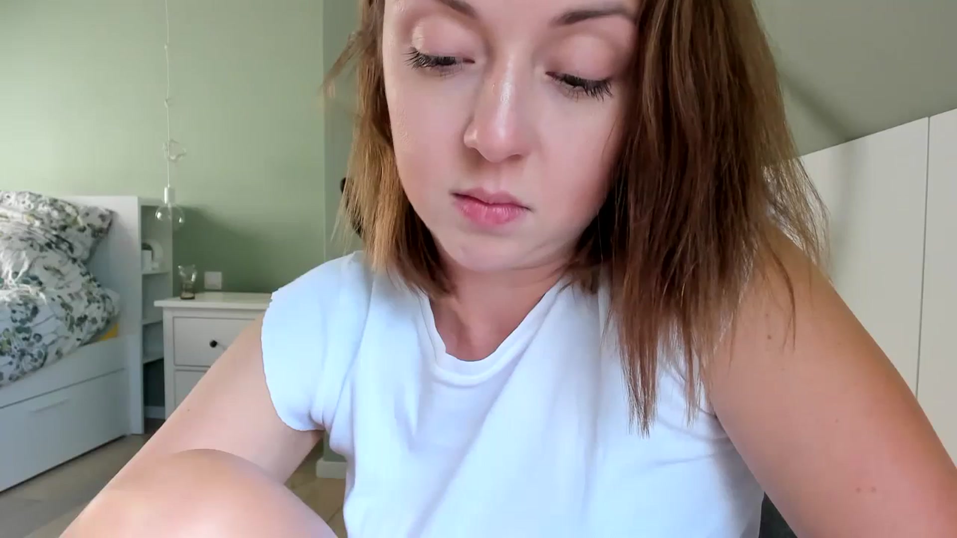 Gallery image thumbnail from AliceSmiley's myfreecams stream on, 10/06/2023, 11:30 image 4 of 20