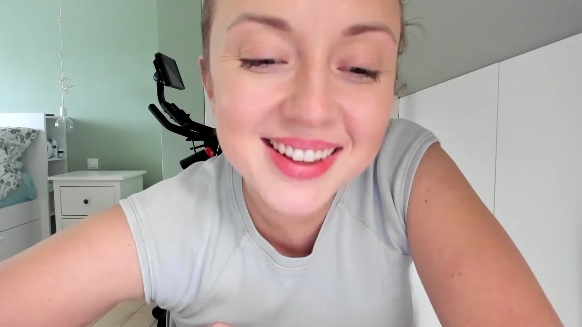 Gallery image thumbnail from AliceSmiley's myfreecams stream on, 11/14/2023, 12:17 image 20 of 20