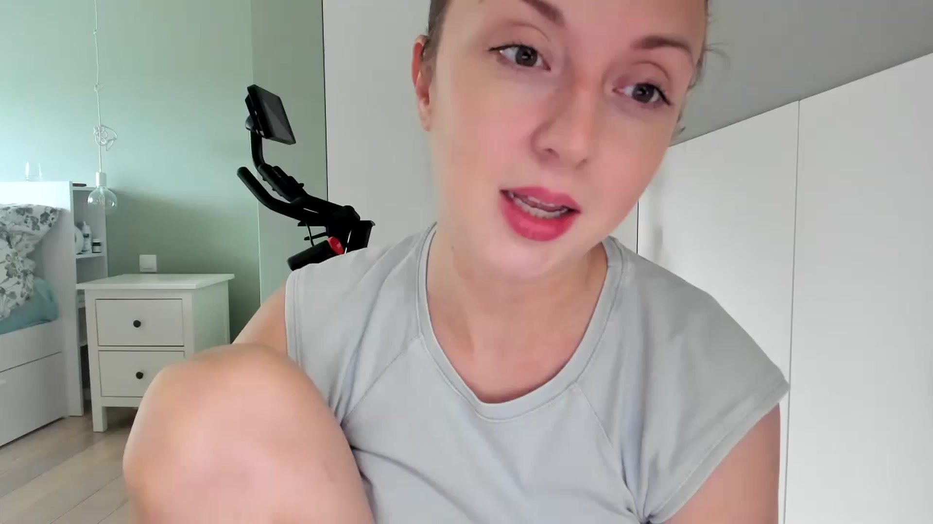 Gallery image thumbnail from AliceSmiley's myfreecams stream on, 11/14/2023, 12:17 image 6 of 20