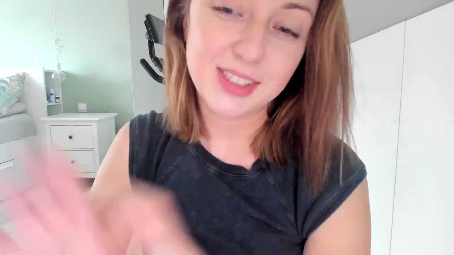 Gallery image thumbnail from AliceSmiley's myfreecams stream on, 11/16/2023, 12:42 image 14 of 20