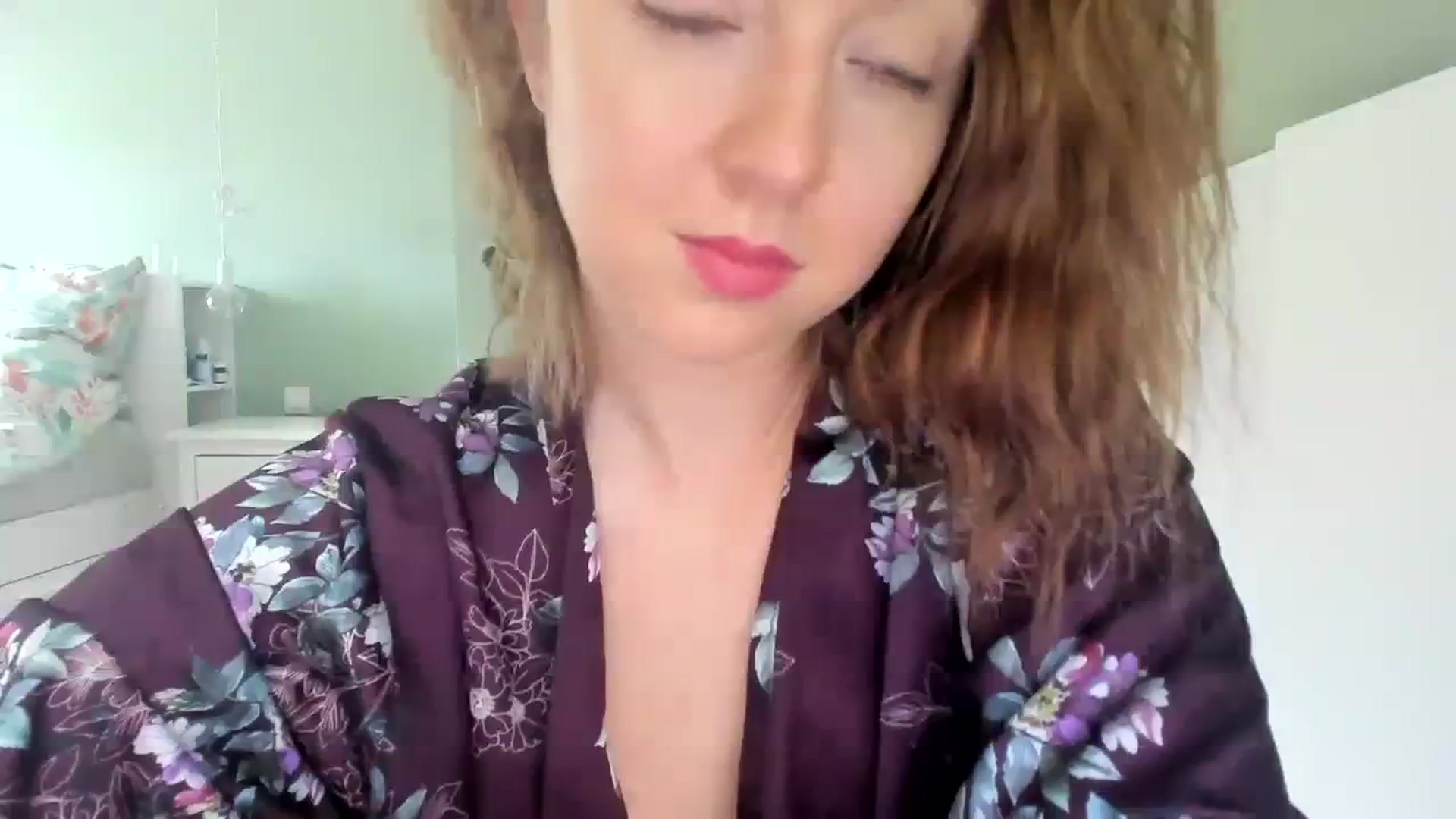 Gallery image thumbnail from AliceSmiley's myfreecams stream on, 11/17/2023, 10:27 image 6 of 20