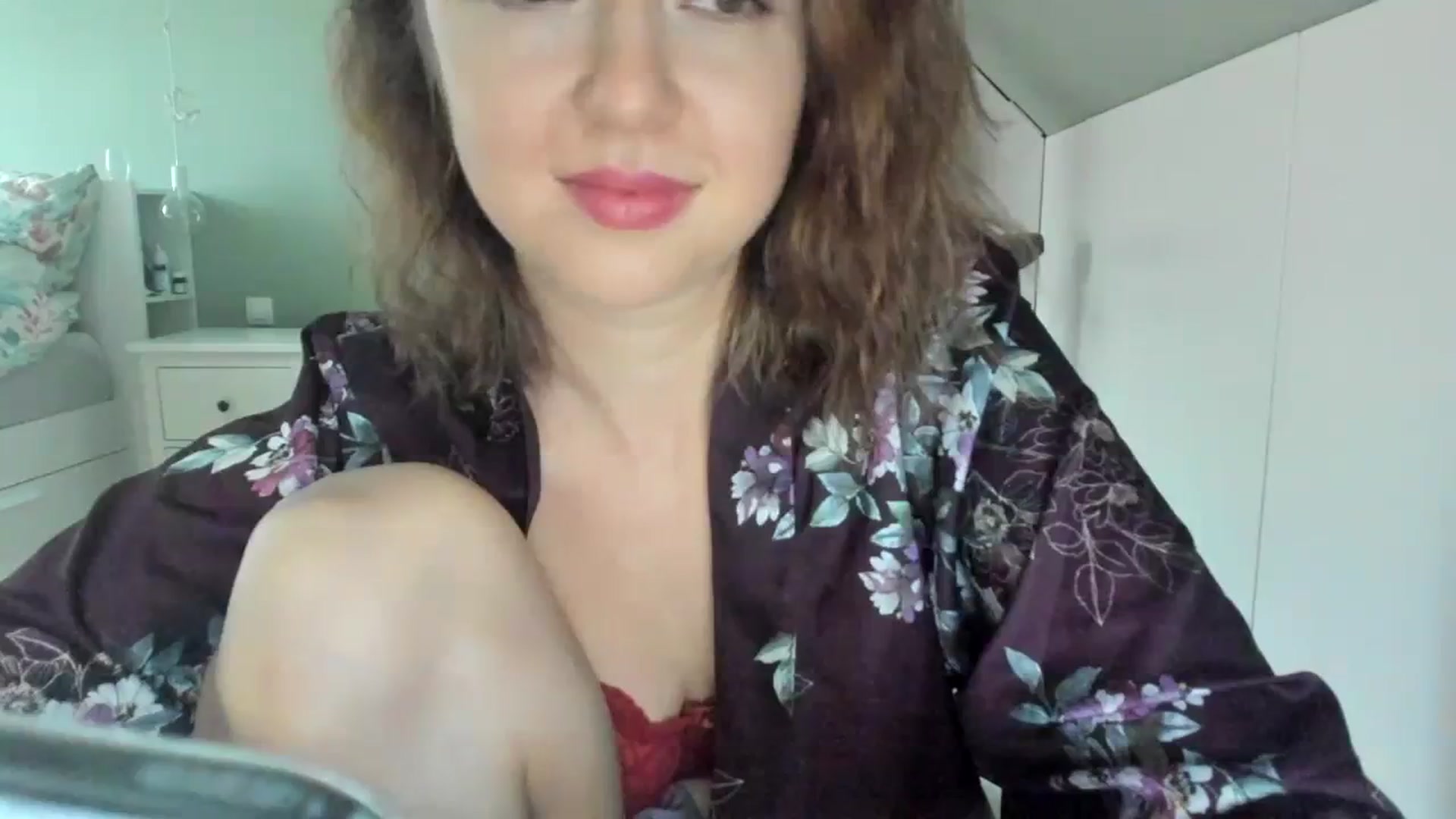 Gallery image thumbnail from AliceSmiley's myfreecams stream on, 11/17/2023, 10:27 image 18 of 20