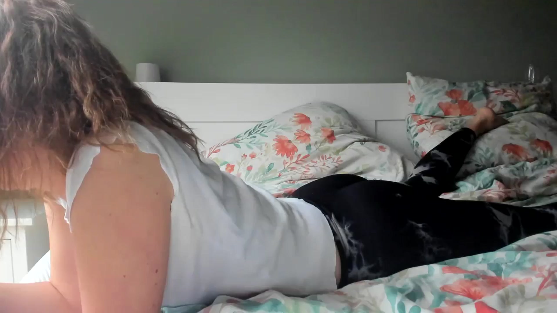 Gallery image thumbnail from AliceSmiley's myfreecams stream on, 11/17/2023, 13:27 image 17 of 20