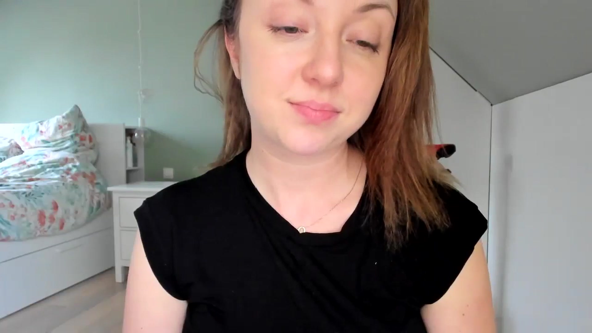 Gallery image thumbnail from AliceSmiley's myfreecams stream on, 01/22/2024, 14:29 image 19 of 20