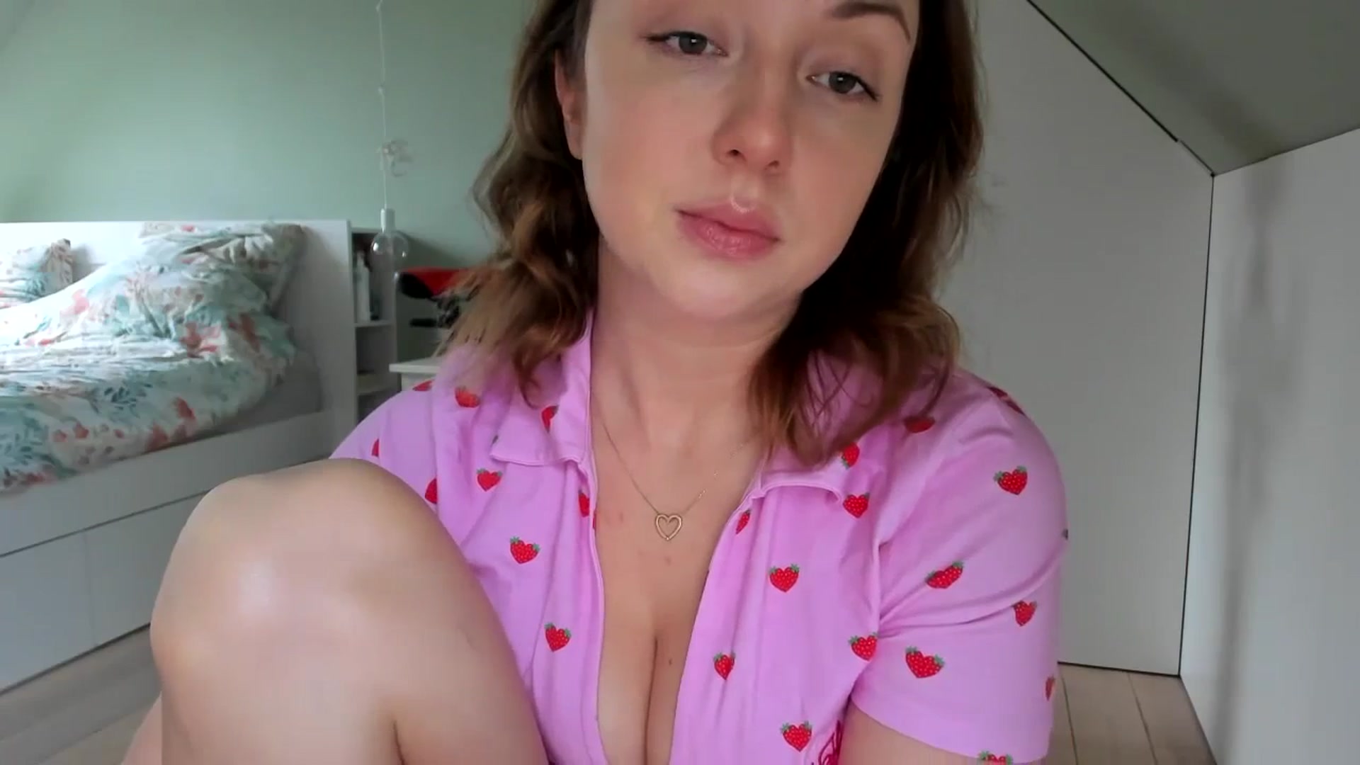 Gallery image thumbnail from AliceSmiley's myfreecams stream on, 01/24/2024, 10:34 image 4 of 20