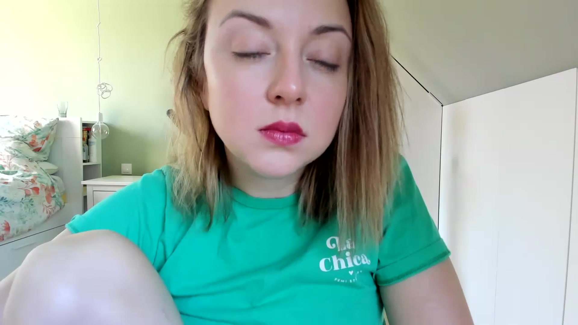 Gallery image thumbnail from AliceSmiley's myfreecams stream on, 01/29/2024, 10:34 image 18 of 20