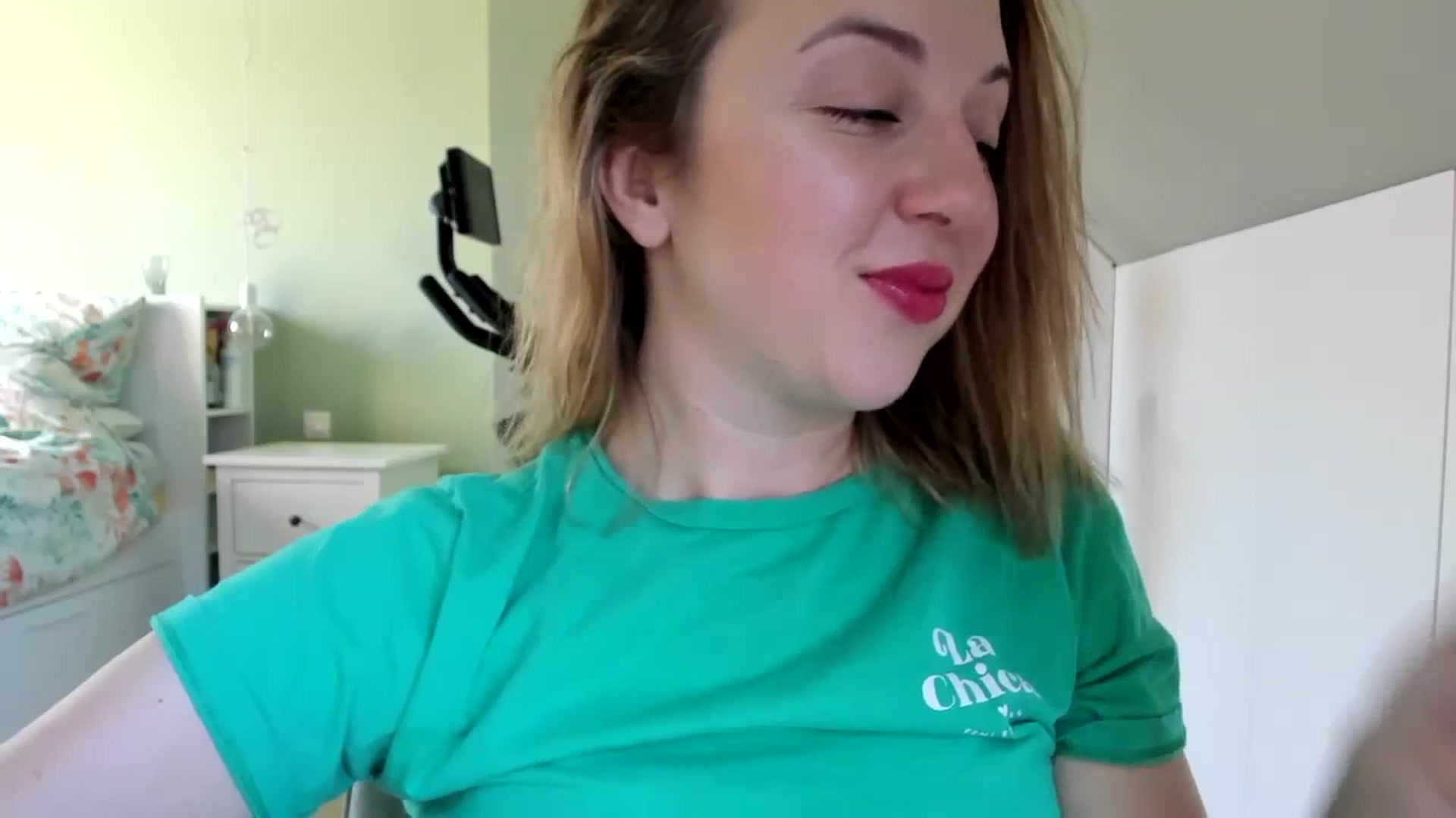 Gallery image thumbnail from AliceSmiley's myfreecams stream on, 01/29/2024, 10:34 image 16 of 20