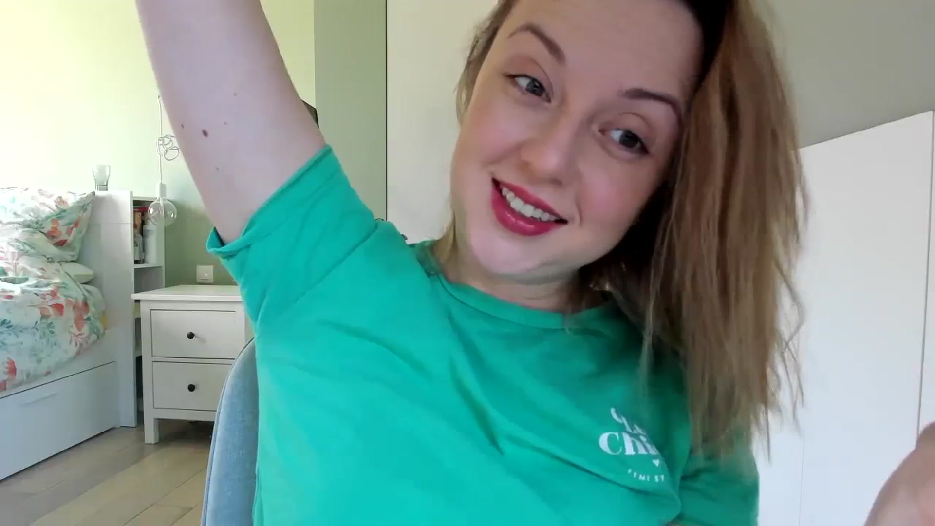Gallery image thumbnail from AliceSmiley's myfreecams stream on, 01/29/2024, 10:34 image 14 of 20