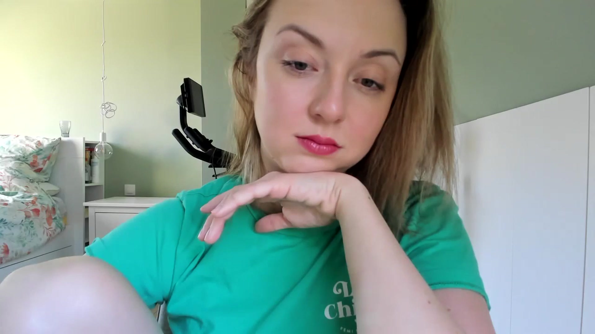 Gallery image thumbnail from AliceSmiley's myfreecams stream on, 01/29/2024, 11:28 image 16 of 20