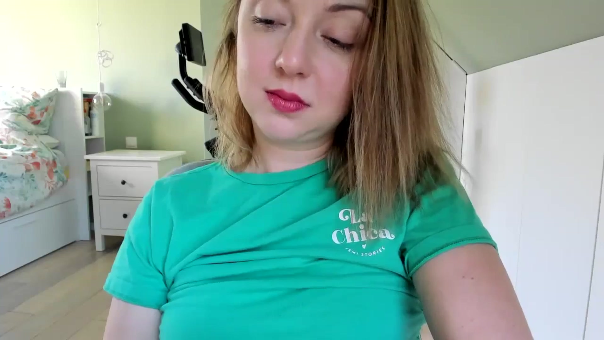 Gallery image thumbnail from AliceSmiley's myfreecams stream on, 01/29/2024, 11:28 image 5 of 20