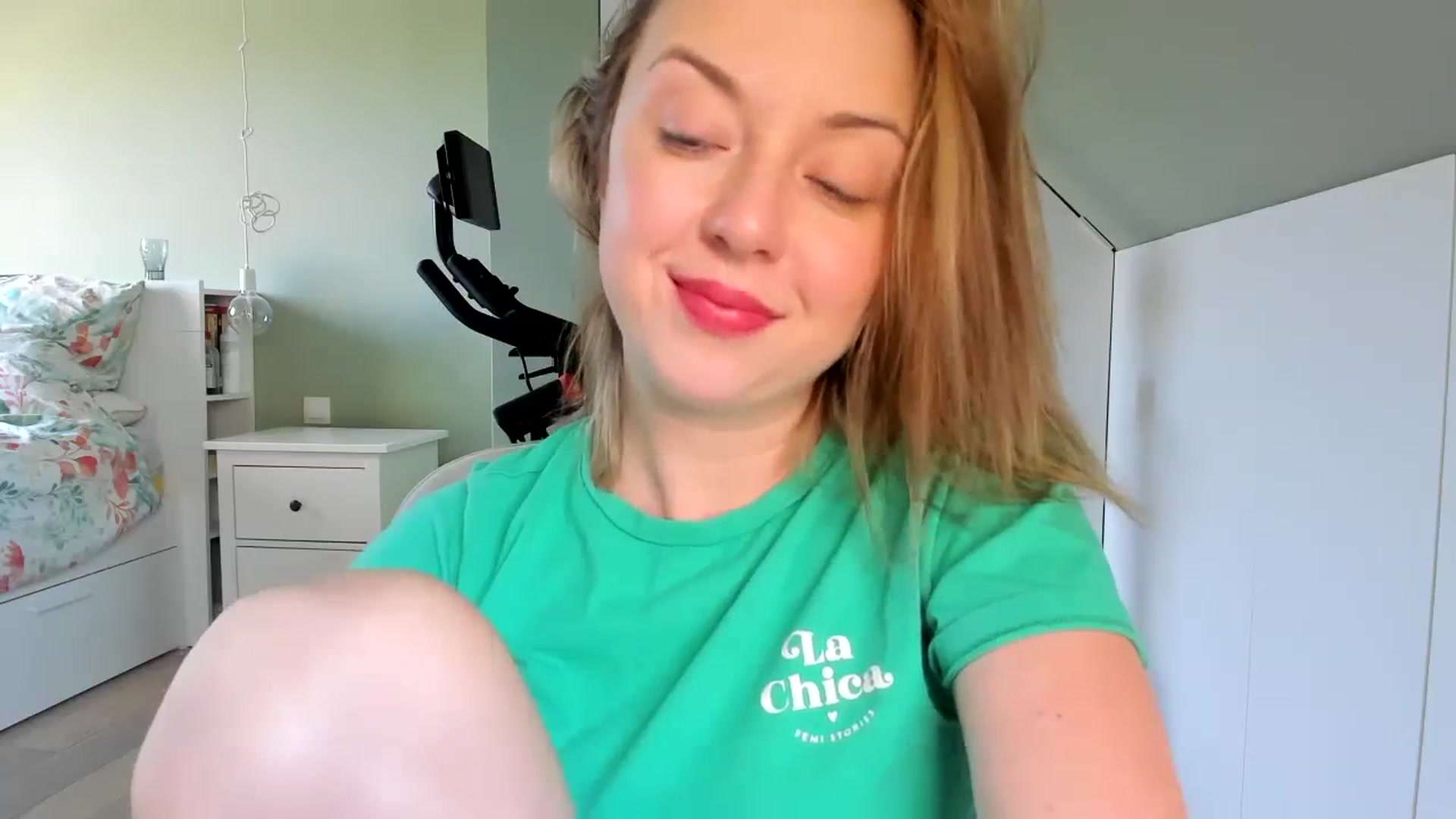 Gallery image thumbnail from AliceSmiley's myfreecams stream on, 01/29/2024, 12:26 image 7 of 20