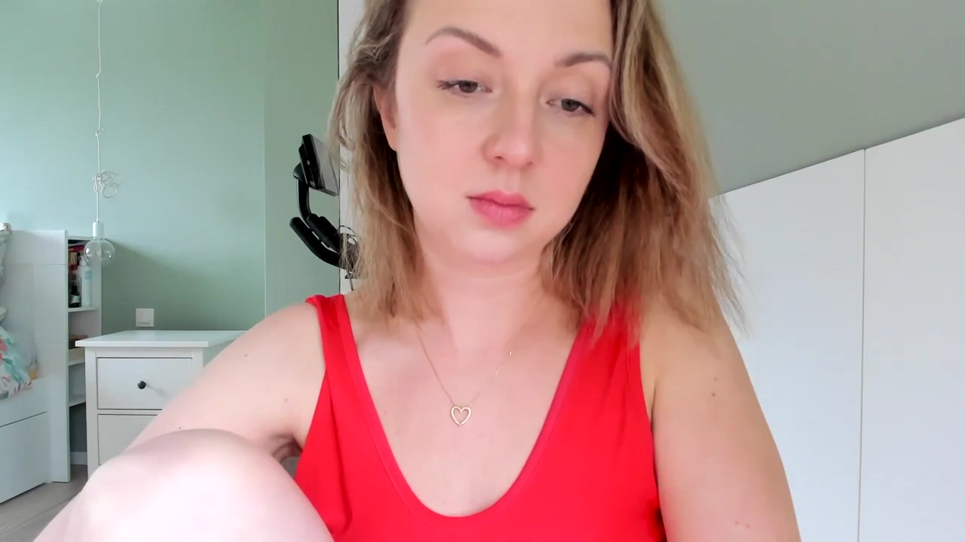 Gallery image thumbnail from AliceSmiley's myfreecams stream on, 02/09/2024, 12:06 image 6 of 20