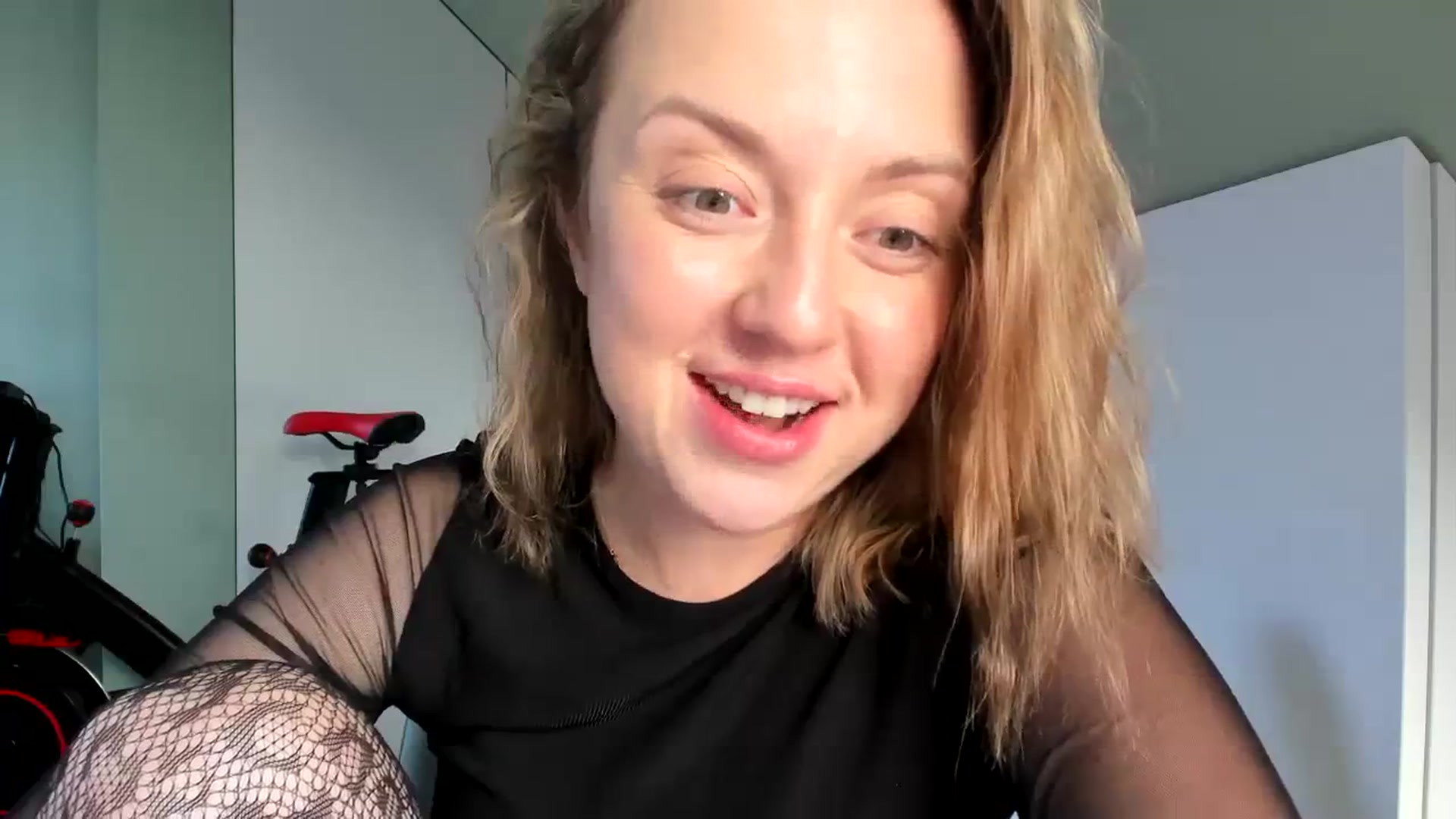Gallery image thumbnail from AliceSmiley's myfreecams stream on, 02/16/2024, 13:24 image 2 of 20