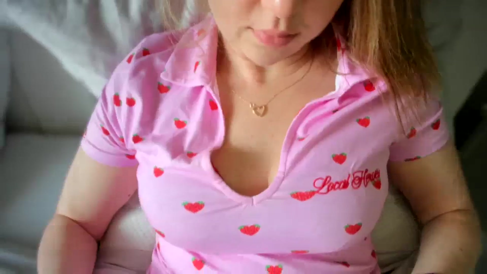 Gallery image thumbnail from AliceSmiley's myfreecams stream on, 04/11/2024, 12:44 image 12 of 20