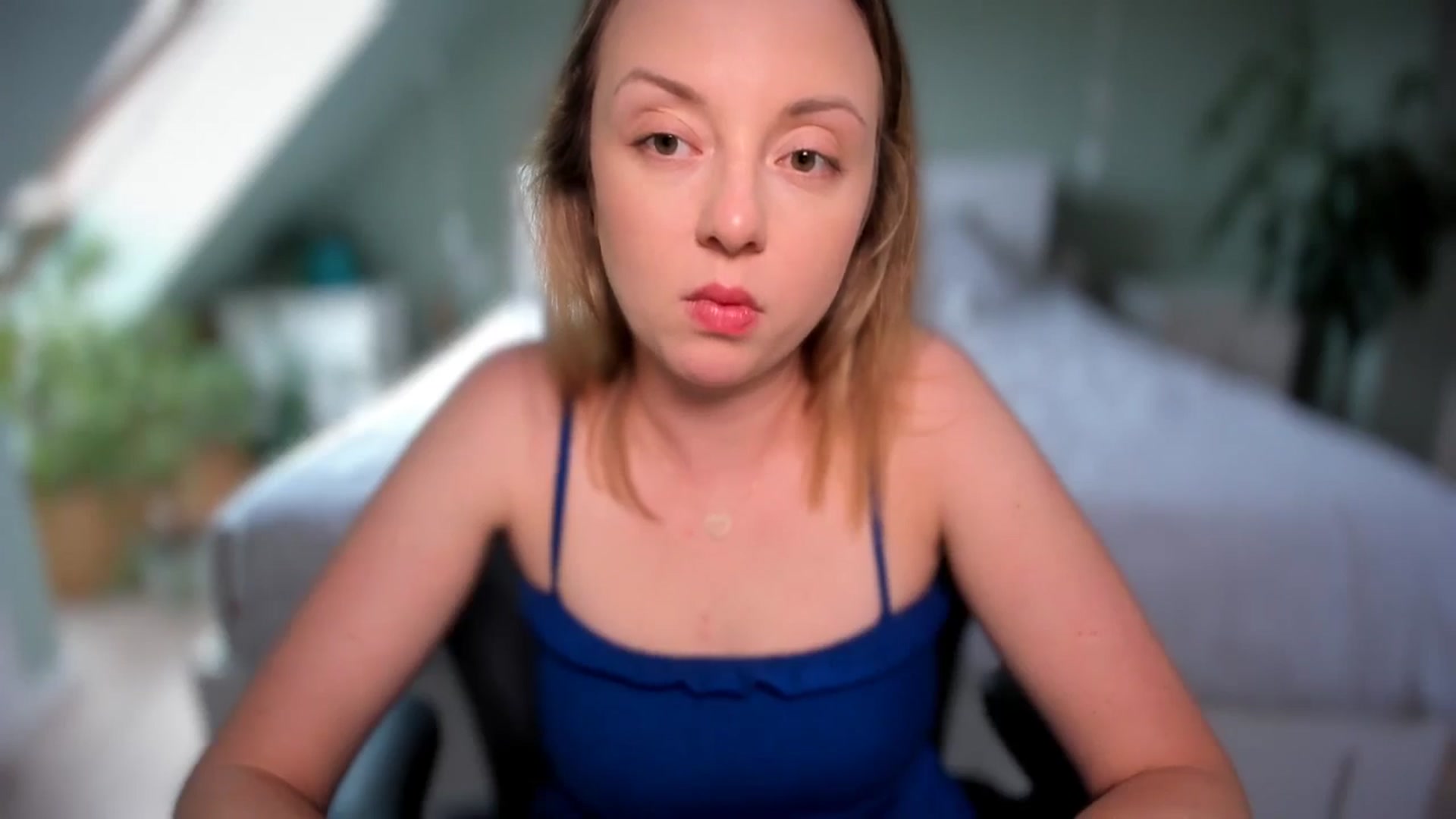 Gallery image thumbnail from AliceSmiley's myfreecams stream on, 06/04/2024, 11:34 image 5 of 20