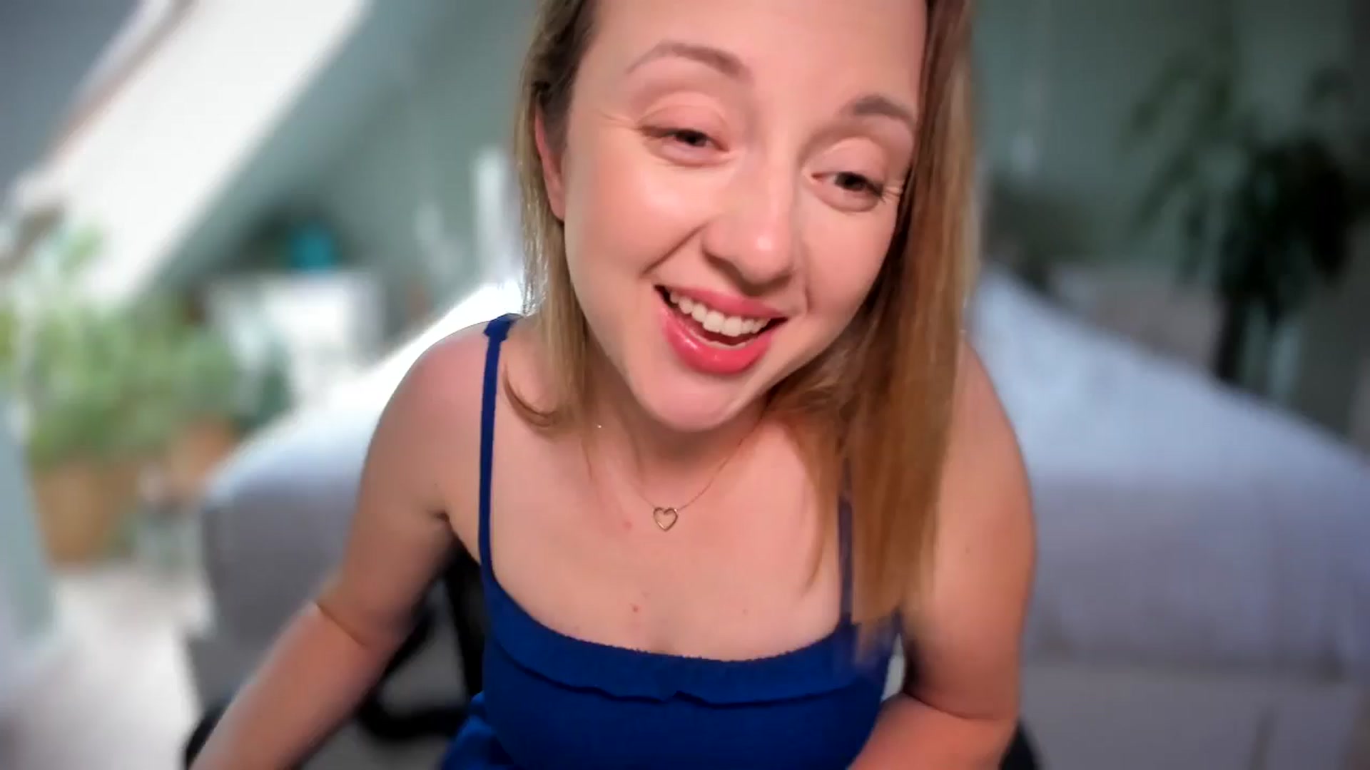 Gallery image thumbnail from AliceSmiley's myfreecams stream on, 06/04/2024, 11:34 image 16 of 20