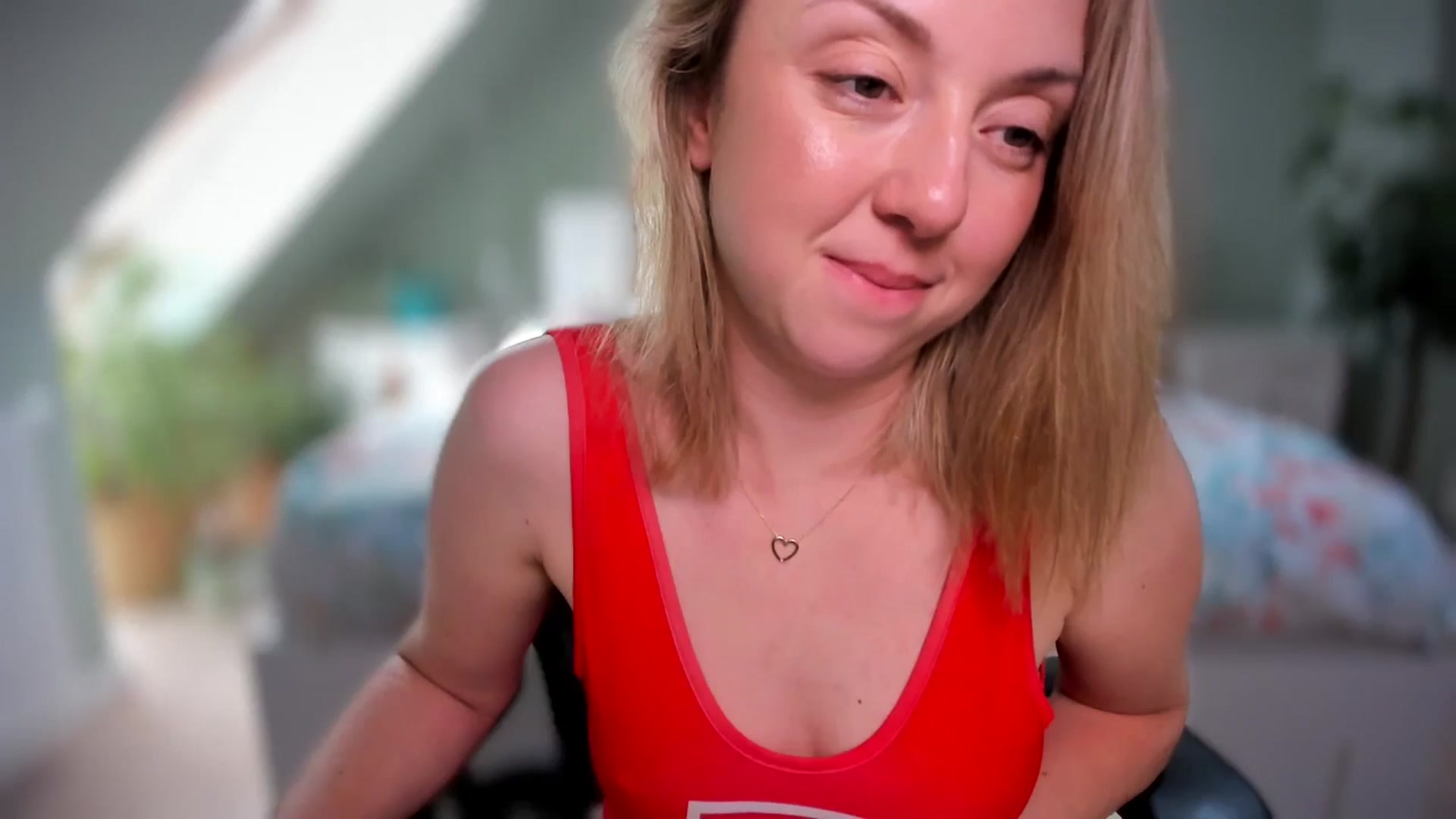 Gallery image thumbnail from AliceSmiley's myfreecams stream on, 06/20/2024, 10:31 image 11 of 20