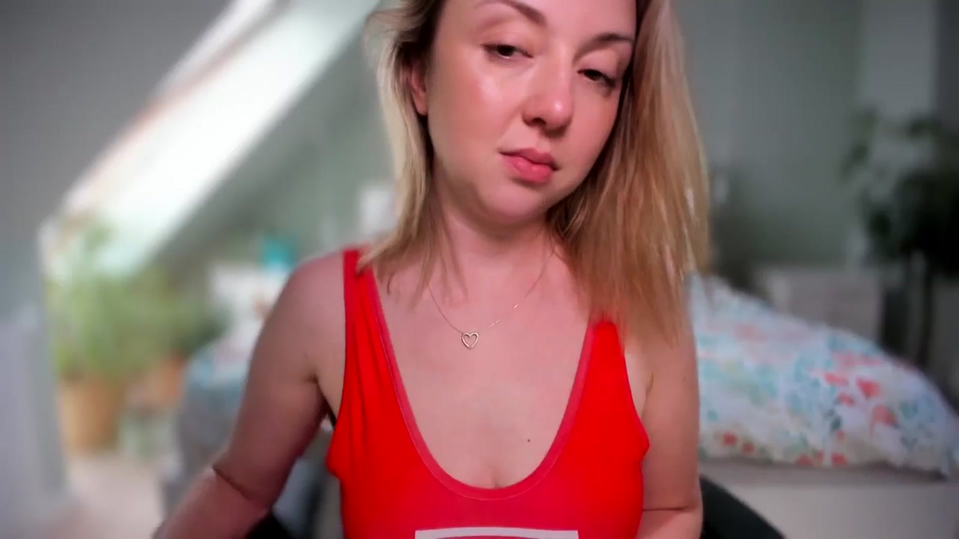 Gallery image thumbnail from AliceSmiley's myfreecams stream on, 06/20/2024, 10:31 image 7 of 20