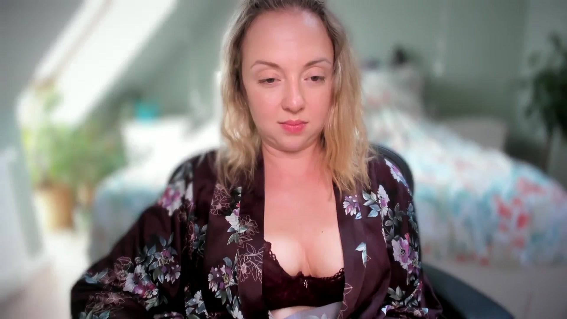 Gallery image thumbnail from AliceSmiley's myfreecams stream on, 07/23/2024, 09:59 image 19 of 20