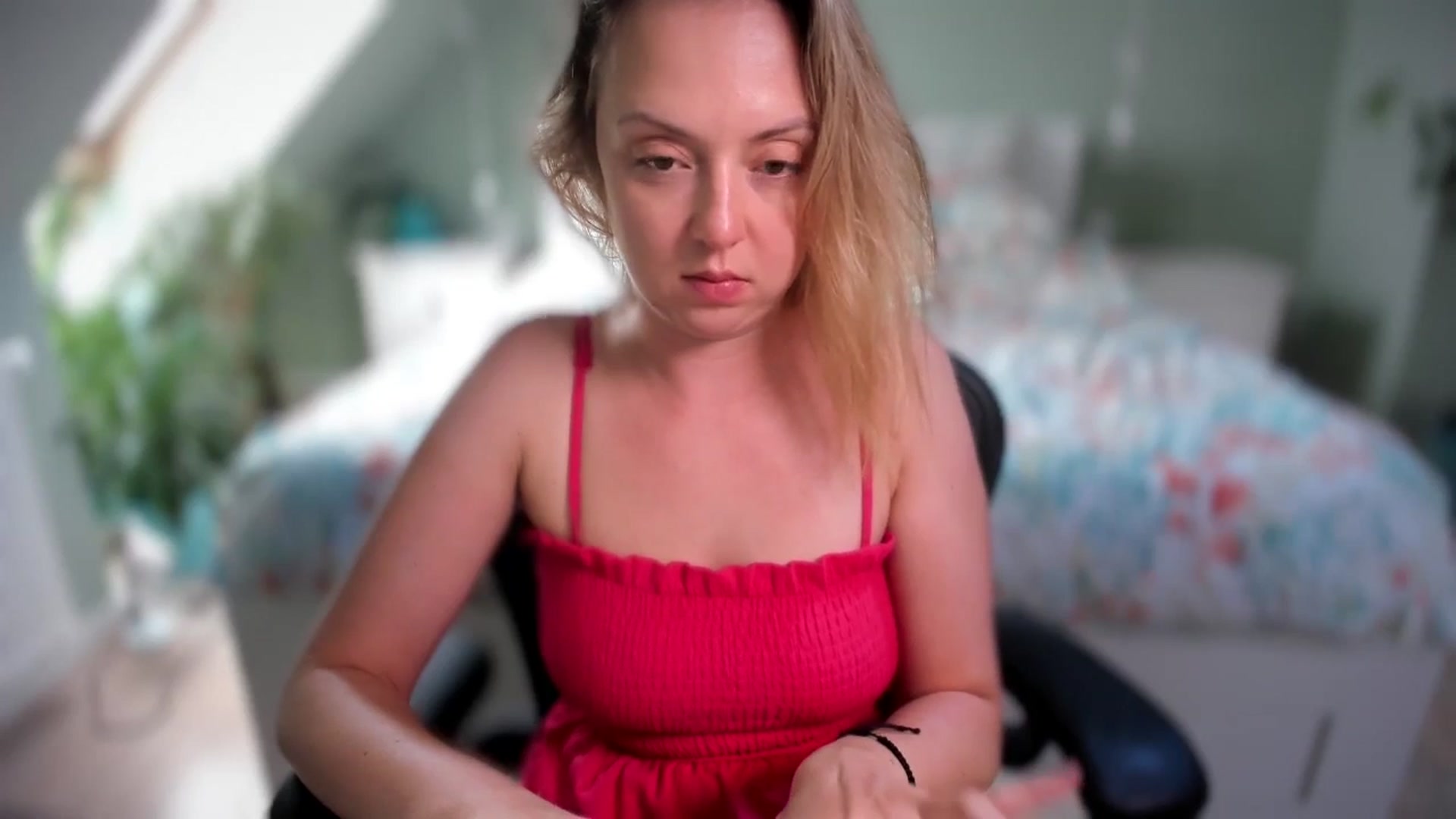 Gallery image thumbnail from AliceSmiley's myfreecams stream on, 08/30/2024, 11:11 image 7 of 20