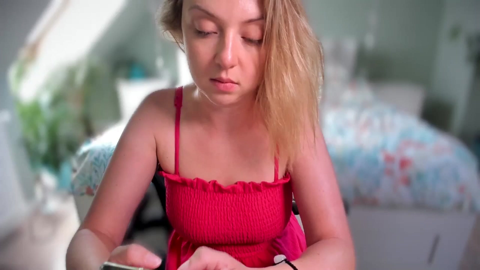 Gallery image thumbnail from AliceSmiley's myfreecams stream on, 08/30/2024, 11:11 image 17 of 20