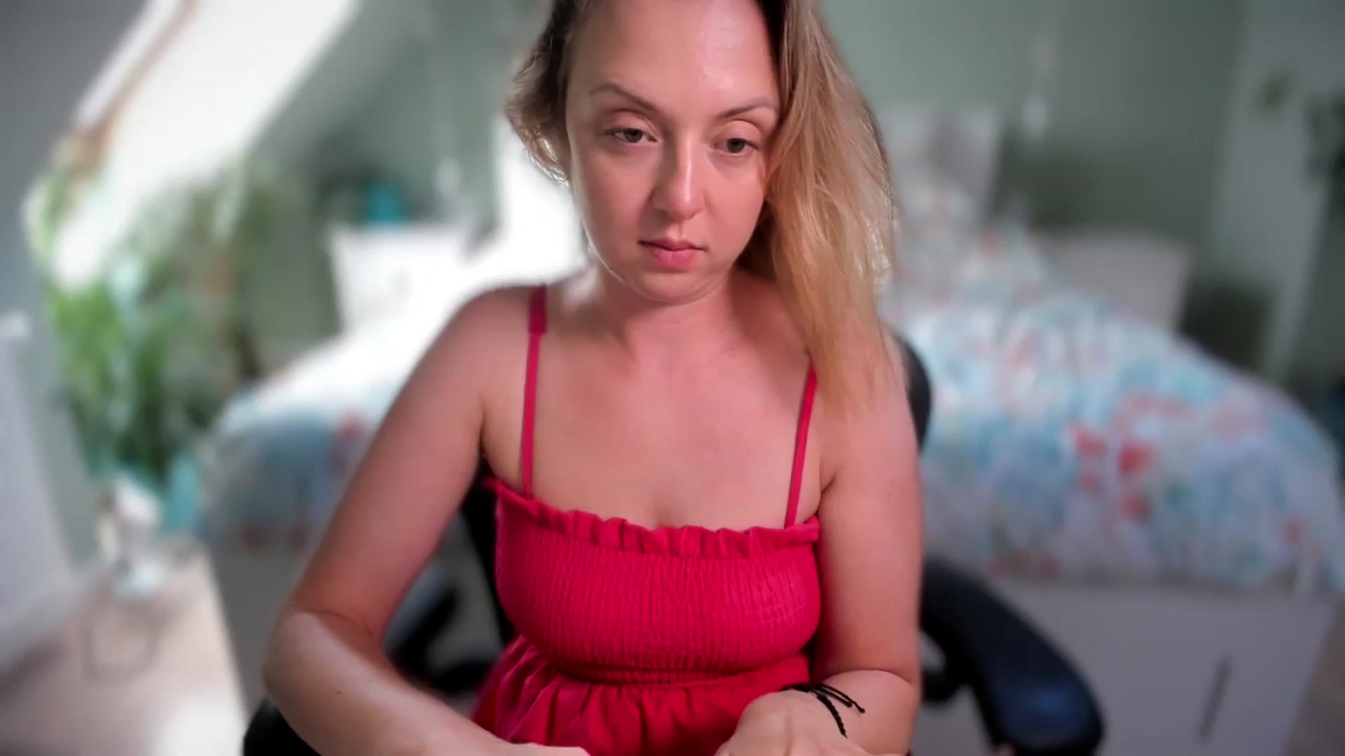 Gallery image thumbnail from AliceSmiley's myfreecams stream on, 08/30/2024, 11:11 image 5 of 20